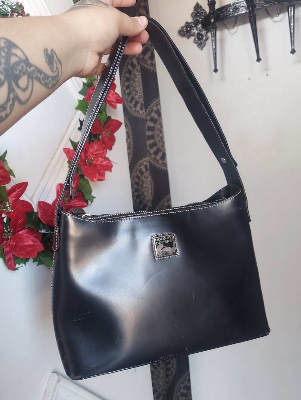 Vintage Dooney & Bourke Toiny Collection Leather Adjustable Bag🖤